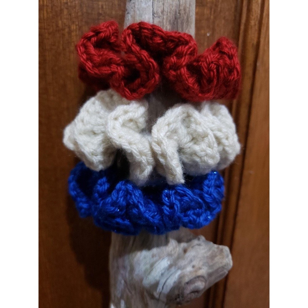 Handmade Elastic Hair Scrunchie Women's Girl Tie Crochet Knit USA (Lot of 3)